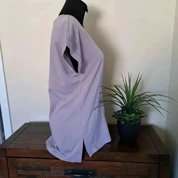 NWT Banana Republic V-neck Top Pale Purple Rolled Sleeve XS Cotton Blend Tee - Picture 4 of 13